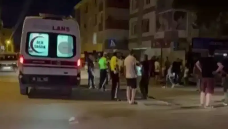Alkollü Sürücü Tartıştığı Yayaları Kamyonetle Ezdi: Olayın Detayları Şoke Edici