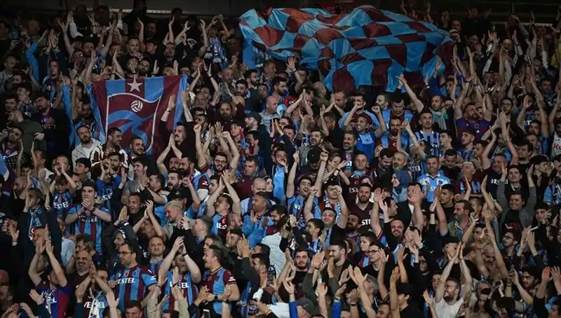 Trabzonspor-Galatasaray Maçı Biletleri Satışa Çıktı: Futbolseverlere Büyük Fırsat!