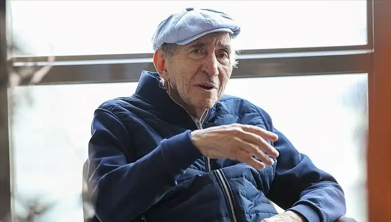 Altan Öymen'in Sağlık Durumu: Yoğun Bakımda Entübe Edildi Mi?