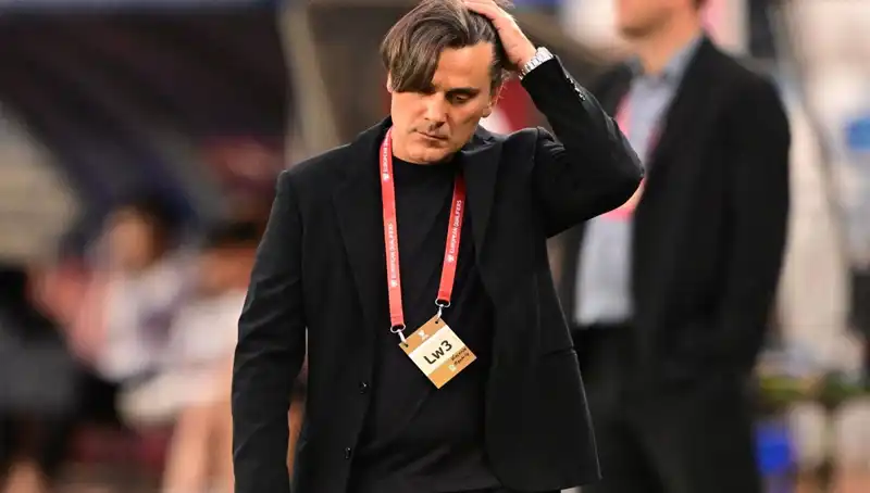 Montella, Eleştirileri Motive Edici Olarak Görüyor: "Daha Çok Çalışmalıyım"