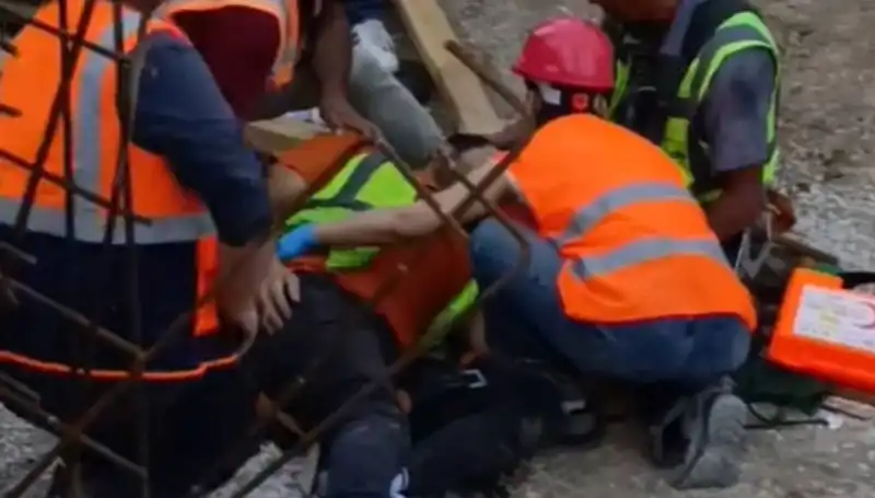 Adana'da İnşaatta Çalışan İki İşçinin Yaralanma Sebebi Ne?
