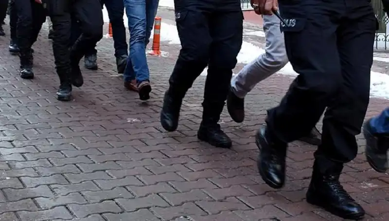 MİT ve Emniyetten FETÖ'ye Kapsamlı Operasyon: Şok Gelişmeler!