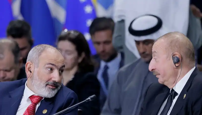 Aliyev ve Paşinyan: Geleceği Değiştirecek Tarihi Barış Görüşmeleri