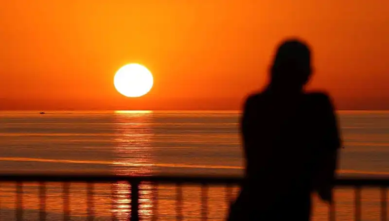 Batı Ülkelerinde Soğuk Hava Dalgası, Doğu'da Sıcaklık Rekorları Bekleniyor