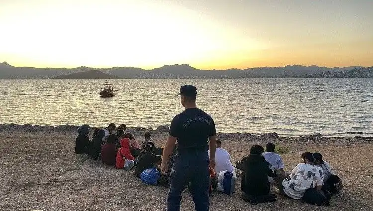 Bodrum'da Düzensiz Göçmen Operasyonu: 20 Kişi Yakalandı!