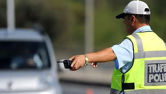 Ehliyetsiz Drift Atan Sürücüye 65 Bin Lira Ceza Cezası Kesildi