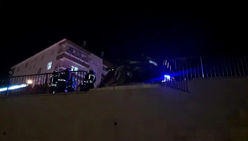 Kontrolden Çıkan Araç Bariyere Çarptı, Duygusal Anlar Yaşandı