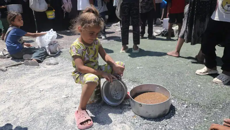 Gazze'deki Ekmek Kıtlığı: Çocukların Feryadı Duyuluyor