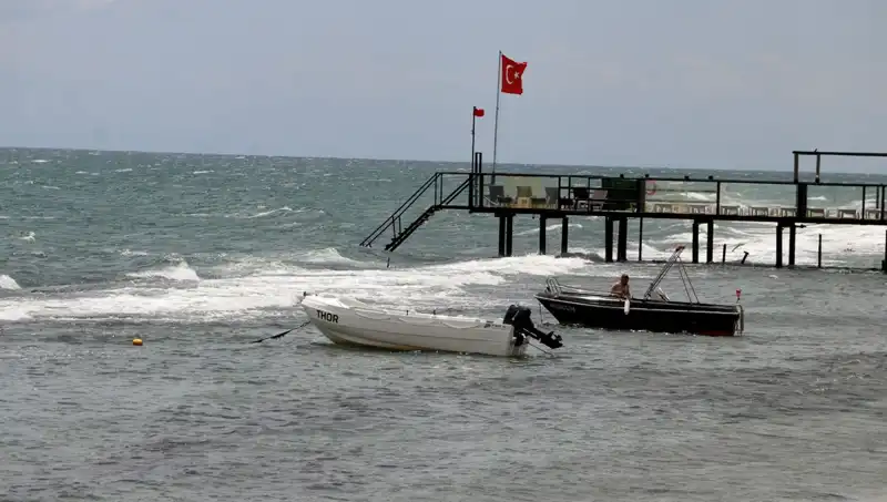 Denizlerde Poyraz Etkisi Artıyor: Hava Durumu Yasaklarla Geliyor