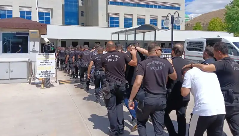 Ankara'da Haraç Çetesi Operasyonu: Avukatların da İçinde Olduğu Şok Gelişme!