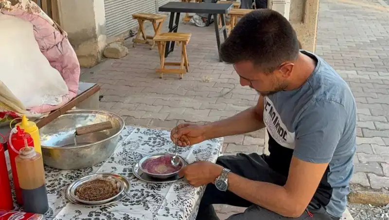 Toros Dağları’ndan Topladığı Mantarları 50 TL’ye Satıyor!