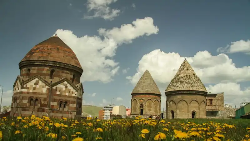 Erzurum’un Tarih ve Kültür Zenginlikleri Misafirlerini Bekliyor!