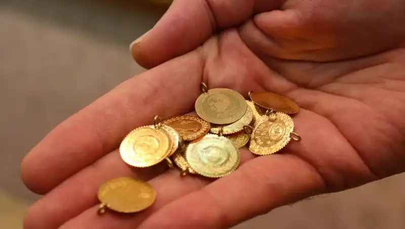 30 Nisan Canlı Altın Fiyatları: Gram ve Çeyrek Altın Değişimi!