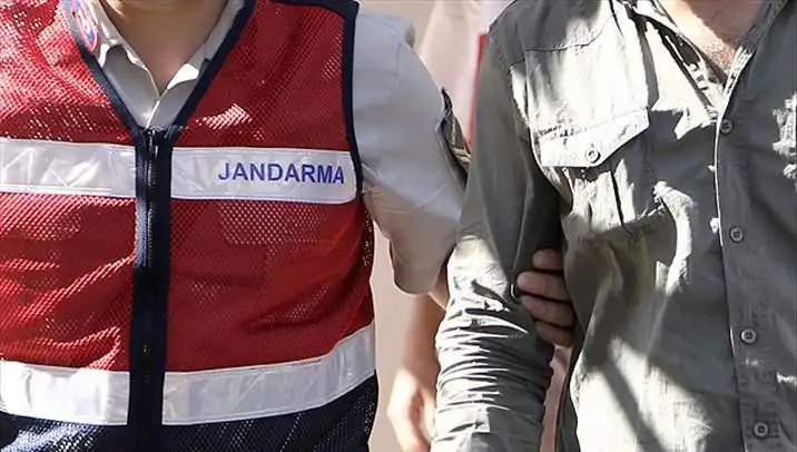 Yeniden Suç Dünyasıyla Gündemde: 57 Suç Kaydı Olan Zanlı Kırşehir'de Yakalandı