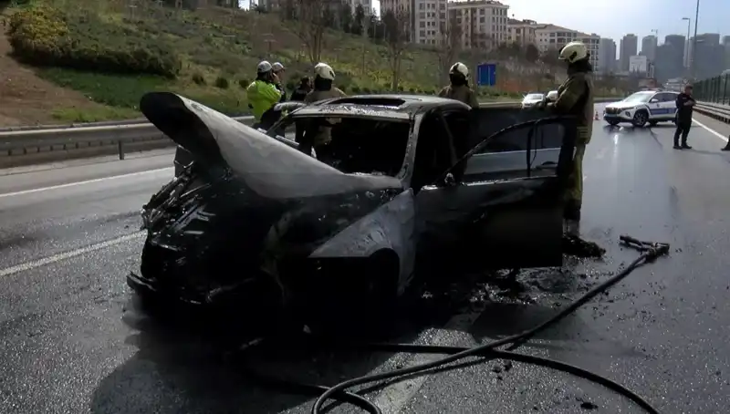 Alev Alev Yanan Otomobil: Kül Olmuş Bir Araç ve Olayın Detayları