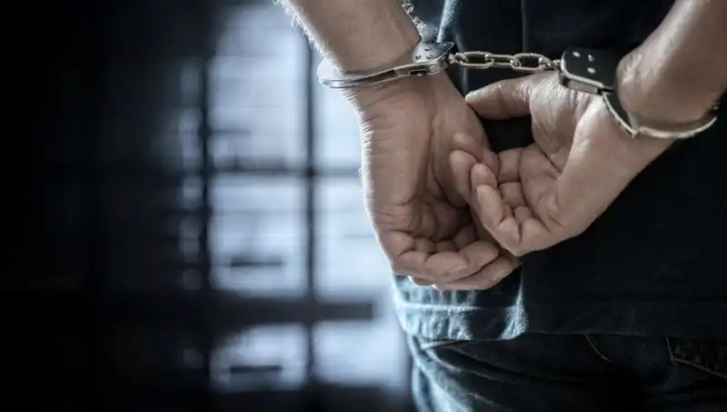 Bıçakla Yapılan Cinayete Ağır Ceza: Müebbet Hapis Kararı