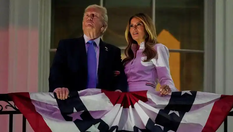 Trump ve Putin Arasındaki Sırların Arkasında Melania'nın Etkisi