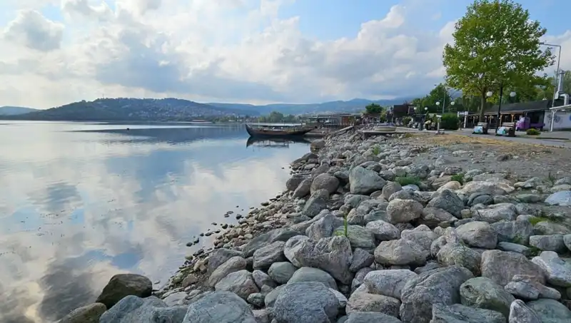 Sapanca Gölü'nde Kritik Su Seviyesi Düşüşü: Nedenleri ve Etkileri
