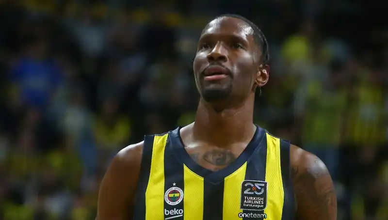 Nigel Hayes-Davis'in Yeni Takımı: Spor Dünyası Büyük Bir Değişim Yaşıyor!
