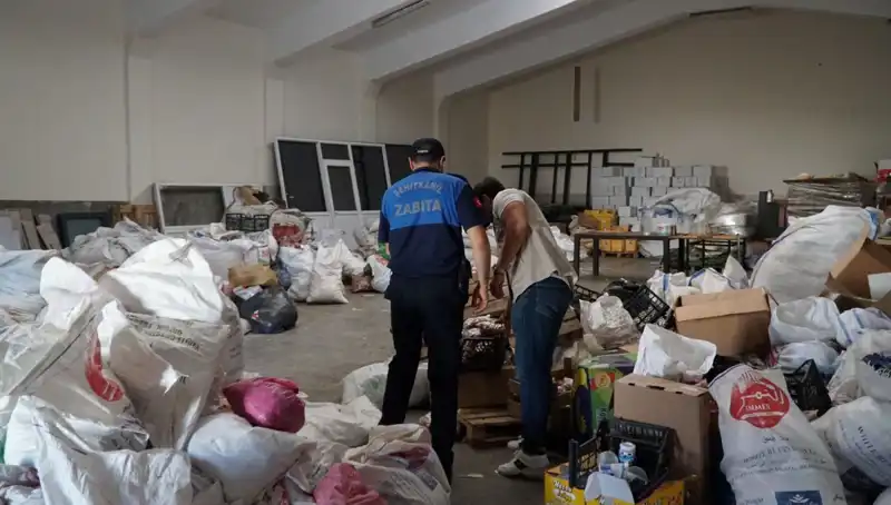 Gaziantep'te Tarihi Geçmişe Işık Tutan 21 Ton Eski Eşya Ele Geçirildi