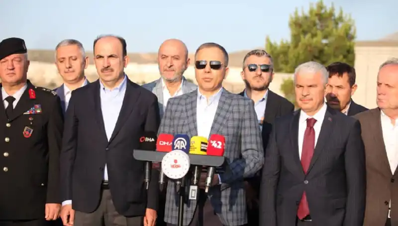 Bayramda Yola Çıkacaklara Bakan Yerlikaya'dan Önemli Trafik Uyarısı