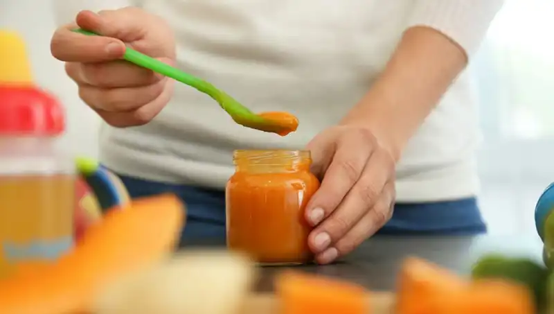26 Yaşındaki Genç, Bir Haftalık Bebek Maması Deneyiminde Neler Yaşadı?