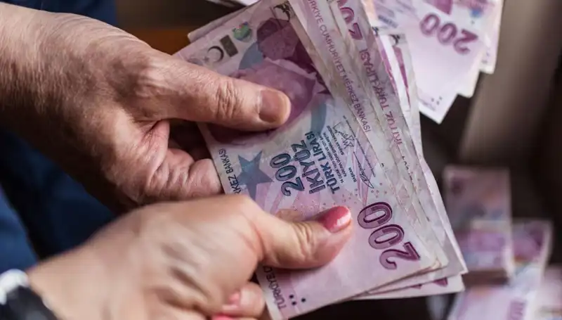 Temmuz'da Emekli ve Memur Maaşları Ne Kadar Artacak?
