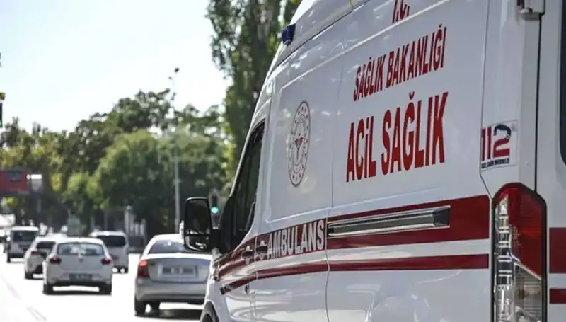 Böcek İçin Mangalda Pul Biber Yaktı, Apartmanı Tahliye Ettirdi!
