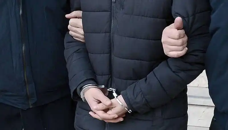 Sakarya'da 32 Yıldır Aranan Firari Şok Edici Bir Şekilde Yakalandı