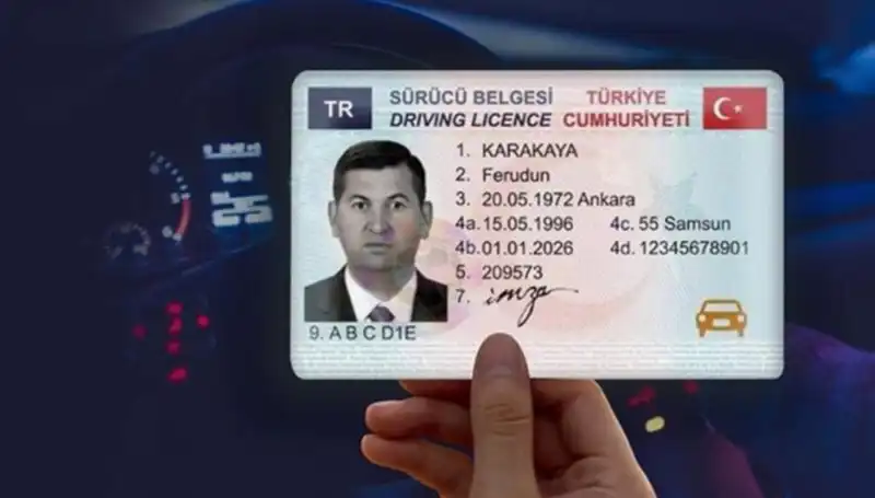 Eski Tip Sürücü Belgesi Sahiplerine Önemli Uyarı: Yenileme Tarihleri!
