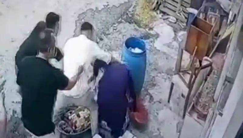 Başakşehir'de Bidon Tartışması Kanlı Bir Olayla Sonuçlandı