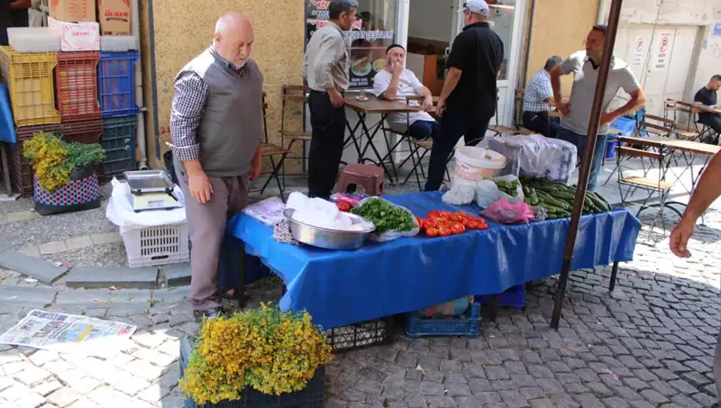 Doğanın Şifalı İkramı: Dağlardan 30 TL'ye Alıcı Bulan Bitki
