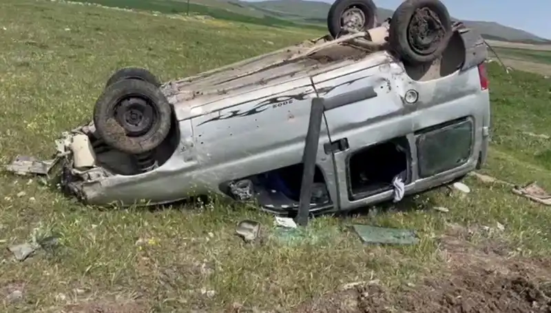 Konya'da Otomobil Takla Attı: Kaza Anı Kameralara Yansıdı