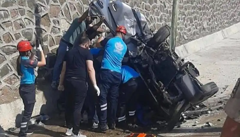 Tunceli'de Kafa Kafaya Çarpışma: Yaralılar Hastaneye kaldırıldı