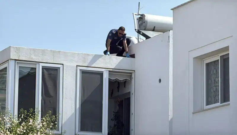 Bodrum'da Çatıdan Düşen Emekli Polisi Kayıplara Karıştı: Olayın Detayları