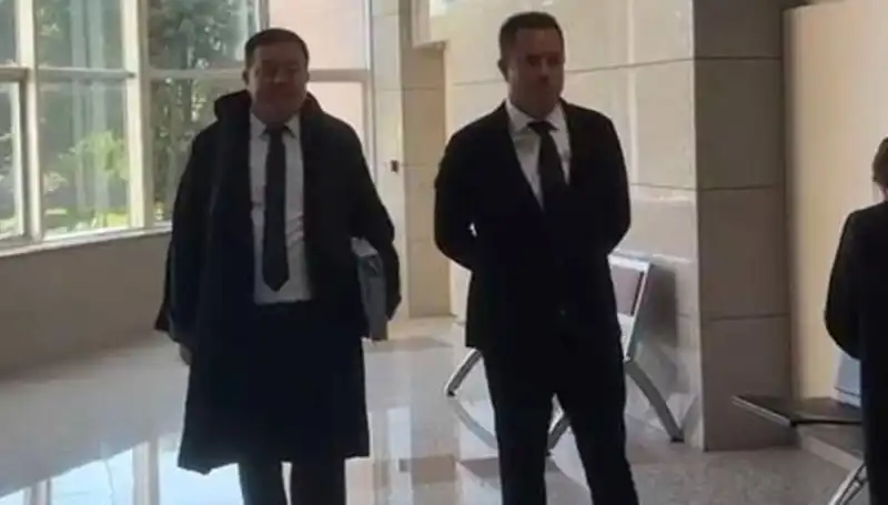 Acun Ilıcalı'nın Yasa Dışı Bahis Davası: Medya Dünyasında Fırtınalar Estiriyor